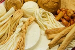 Ovčie nite neúdené, ca 200g, farma Pružina